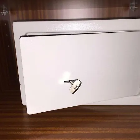 Apartment 5 Min Walk From Yumbo! 417